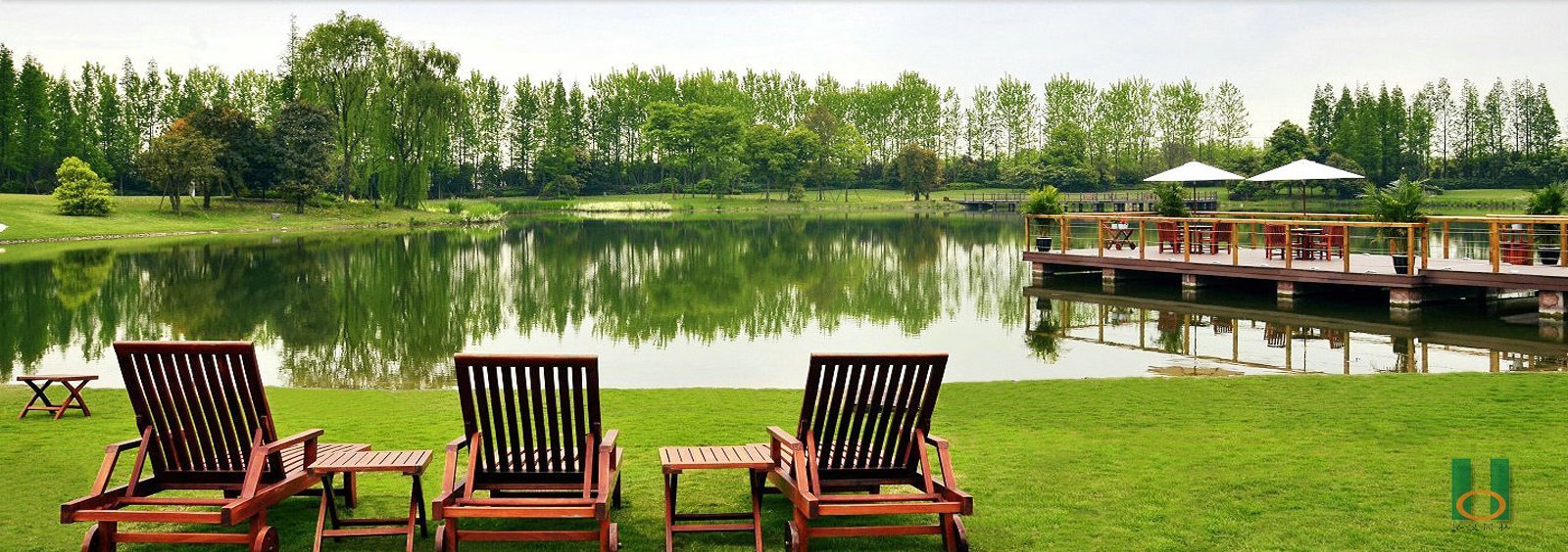 url(http://m.qwrvn.cn/theme/TP000163/pic/banner1.jpg)
